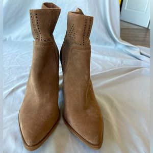 Vince Camuto Catheryna Leather Suede Women’s Booties Tan Size 7.5